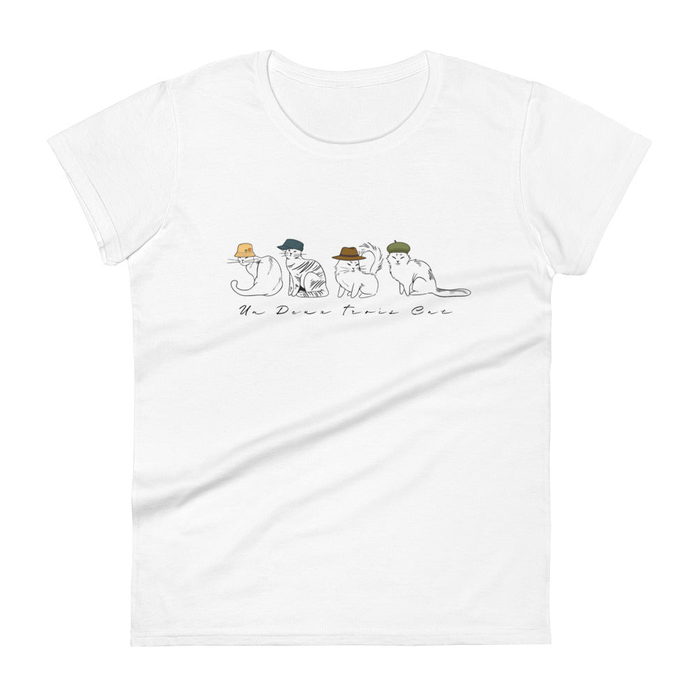 Un Deux Trois Cat Women's short sleeve t-shirt